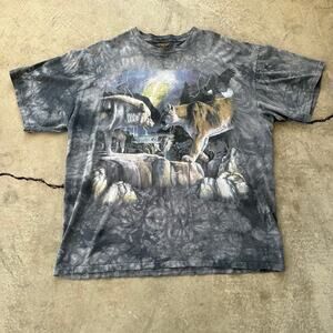 90s Cougar vs wolf vintage the mountain tee